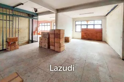 Prime Mixed-Use Townhouse for Sale/Rent in Sukhumvit Soi 22, Bangkok