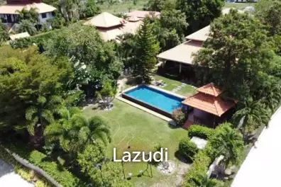WHITE LOTUS 2 : Luxury Balinese Style Pool Villa