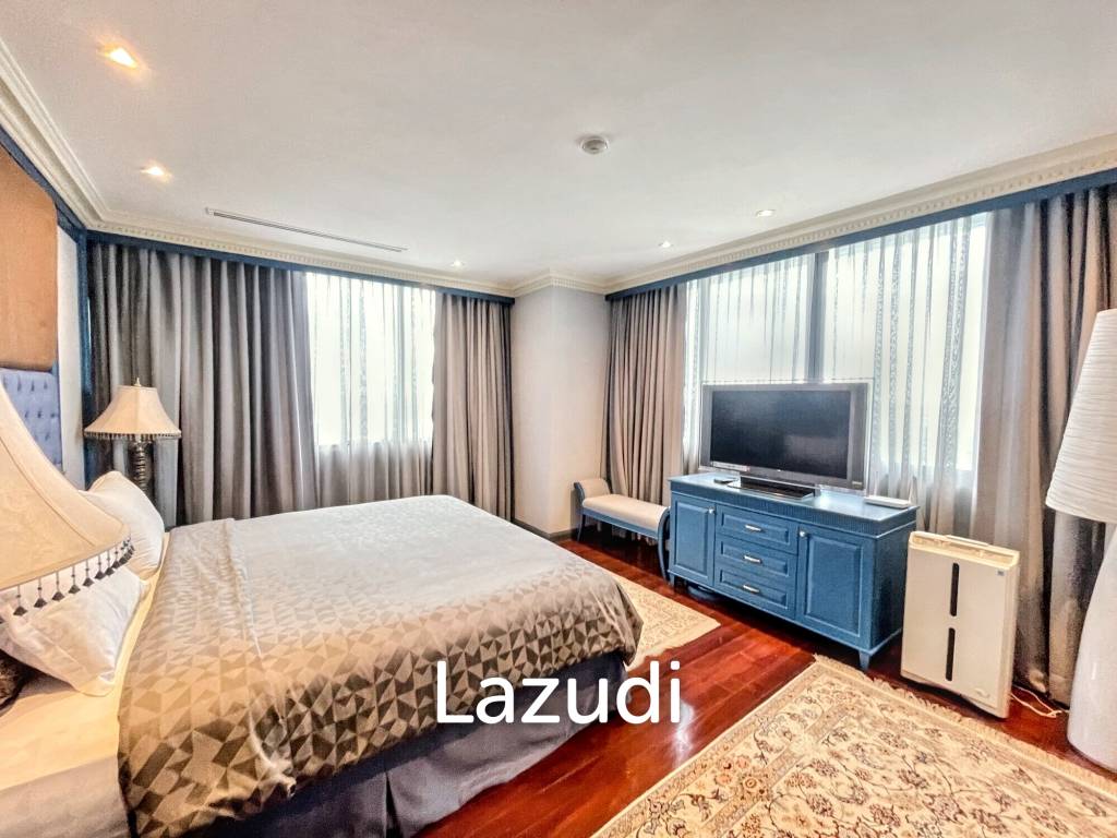 3 Bed 3 Bath 326 SQ.M Royal River Place