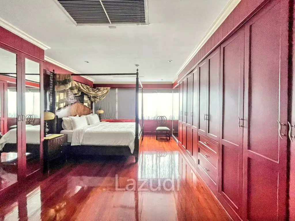 3 Bed 3 Bath 326 SQ.M Royal River Place