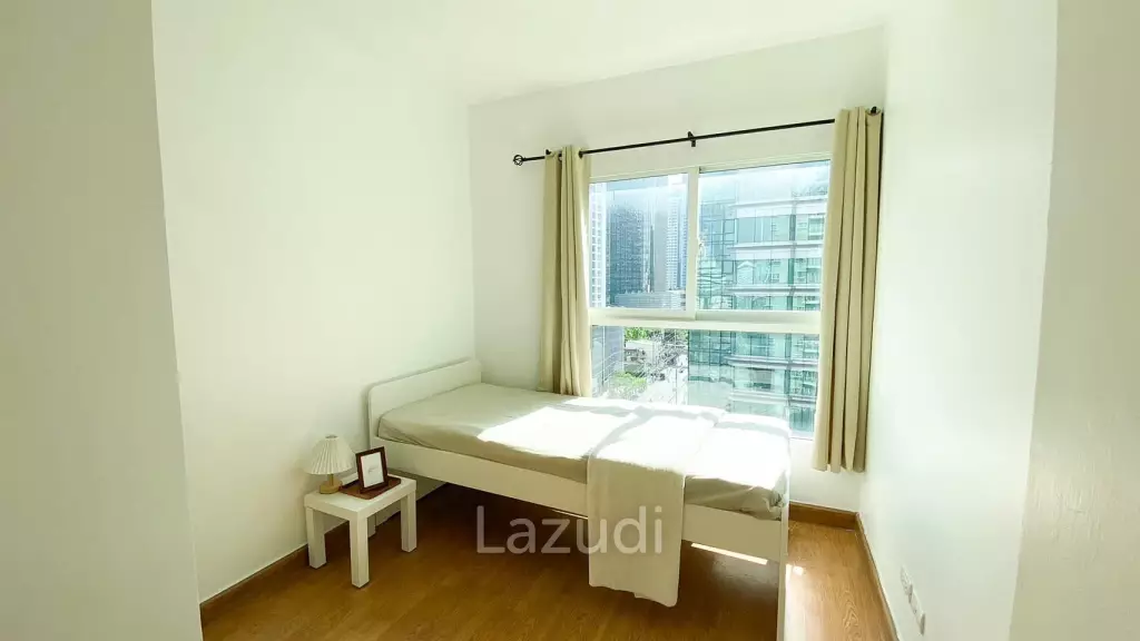 2 Bed 1 Bath 53 SQ.M The Parkland Grand Asoke