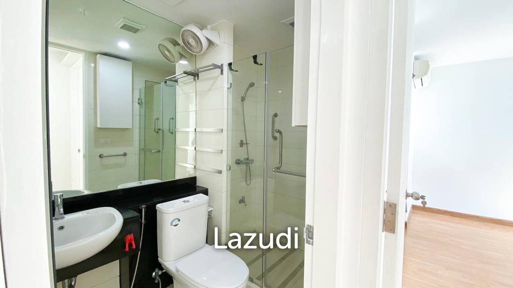 2 Bed 1 Bath 53 SQ.M The Parkland Grand Asoke