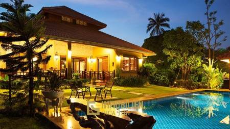 Bali Style Villa in der Nähe der Stadt