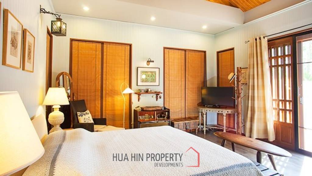 Bali Style Villa close to town