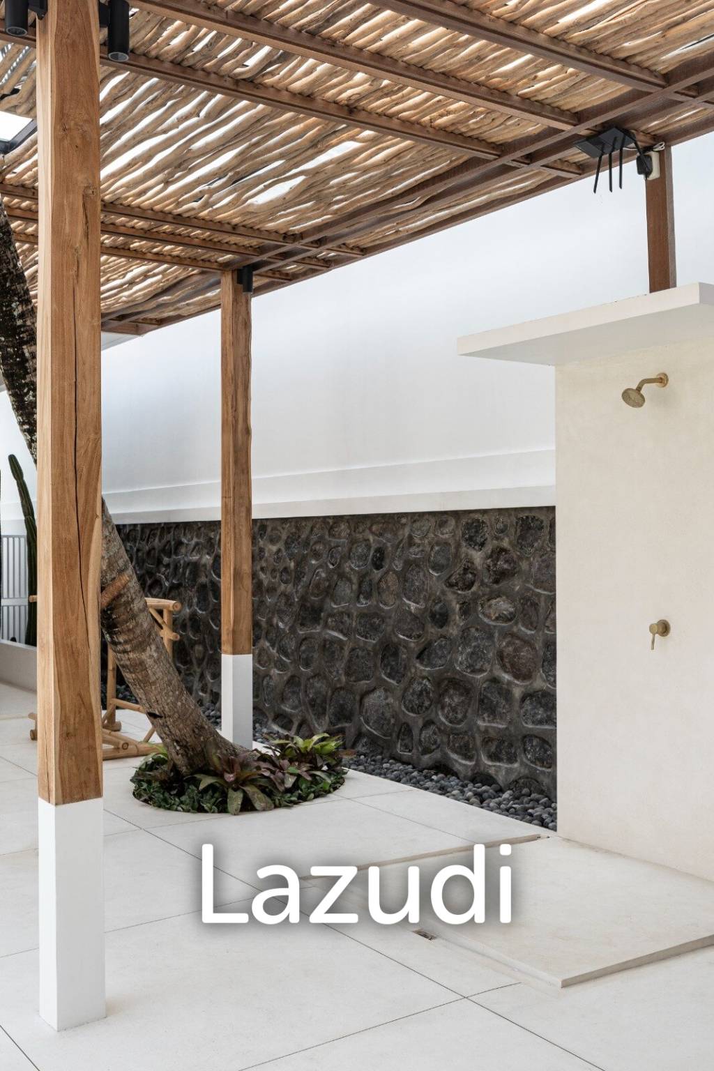 Bohemian villa in Pererenan