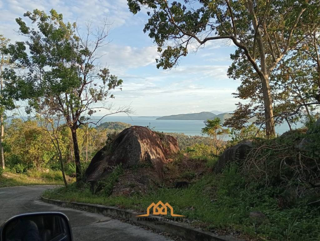 Large plot of Sea View land for sale Thong Khrut