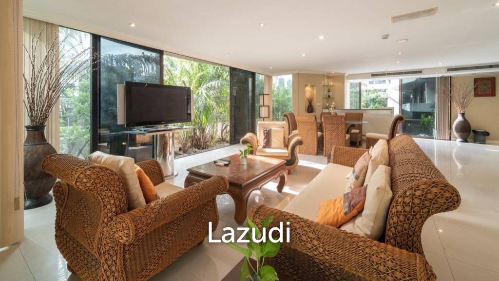 4 Bed 3 Bath 213 SQ.M Supalai Place Sukhumvit 39