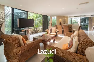 4 Bed 3 Bath 213 SQ.M Supalai Place Sukhumvit 39