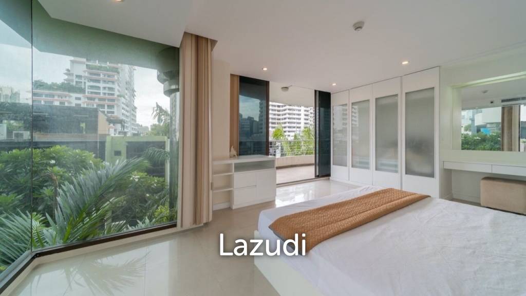 4 Bed 3 Bath 213 SQ.M Supalai Place Sukhumvit 39