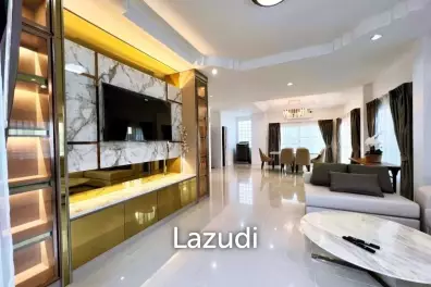 3 Bedrooms 3 Bathrooms 300 SQ.M Sirisa 12
