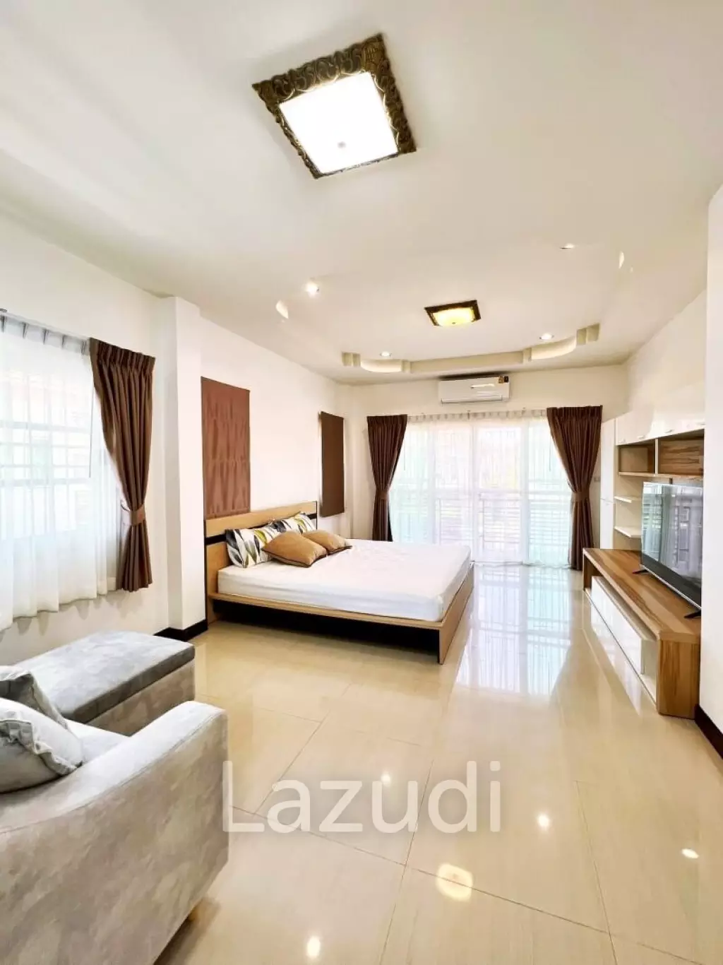 3 Bedrooms 3 Bathrooms 300 SQ.M Sirisa 12