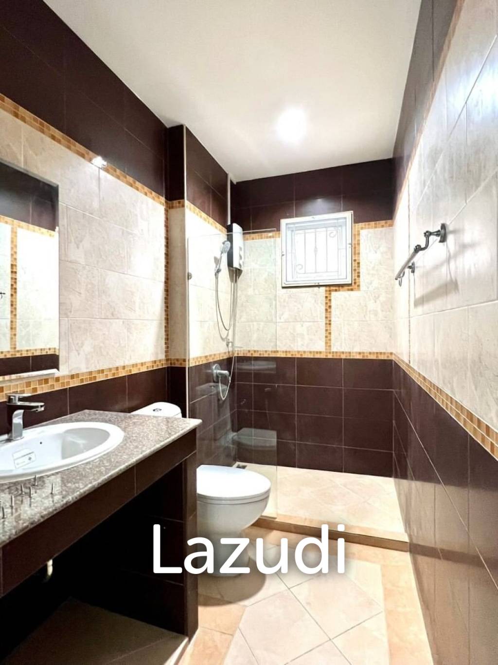 3 Bedrooms 3 Bathrooms 300 SQ.M Sirisa 12