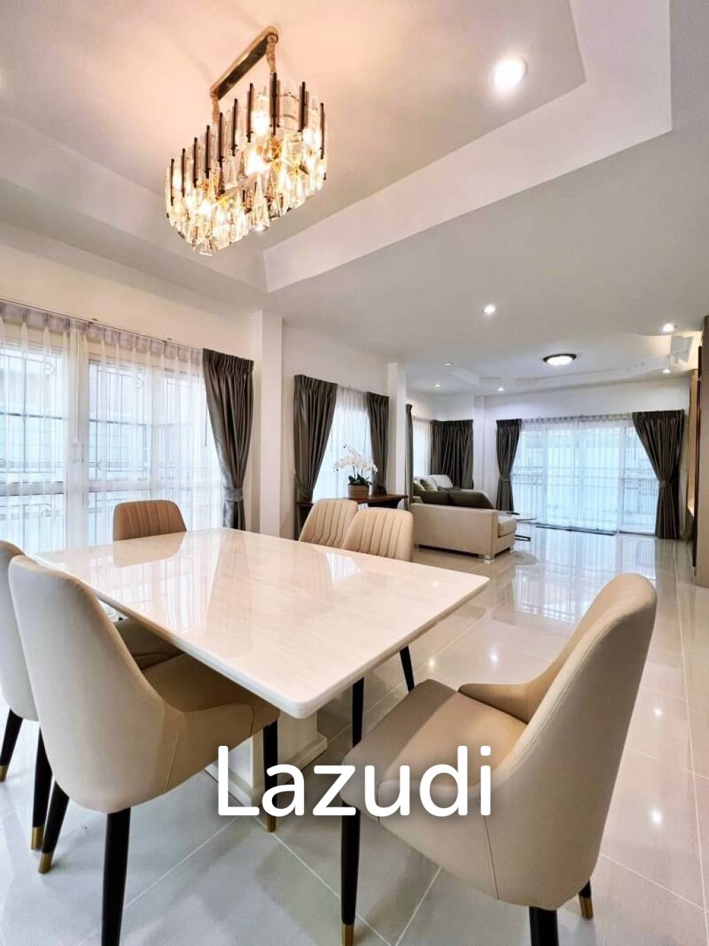 3 Bedrooms 3 Bathrooms 300 SQ.M Sirisa 12