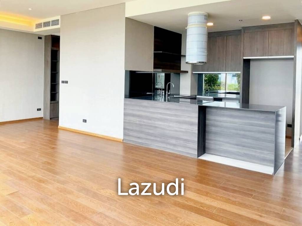 4 Bed 4 Bath 152 SQ.M Siamese Sukhumvit 42