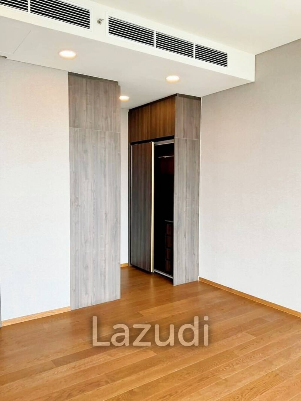 4 Bed 4 Bath 152 SQ.M Siamese Sukhumvit 42