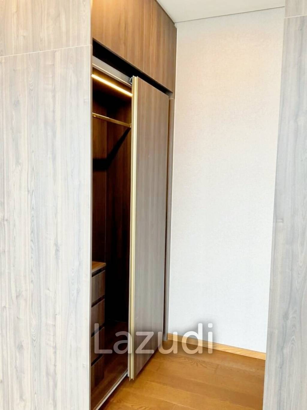 4 Bed 4 Bath 152 SQ.M Siamese Sukhumvit 42
