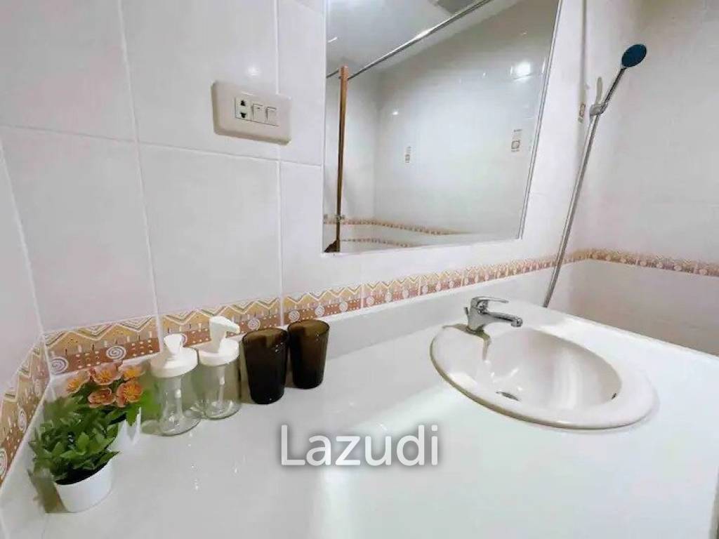 3 Bed 2 Bath 200 SQ.M Homhual Mansion
