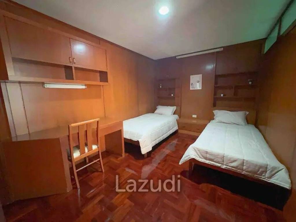 3 Bed 2 Bath 200 SQ.M Homhual Mansion