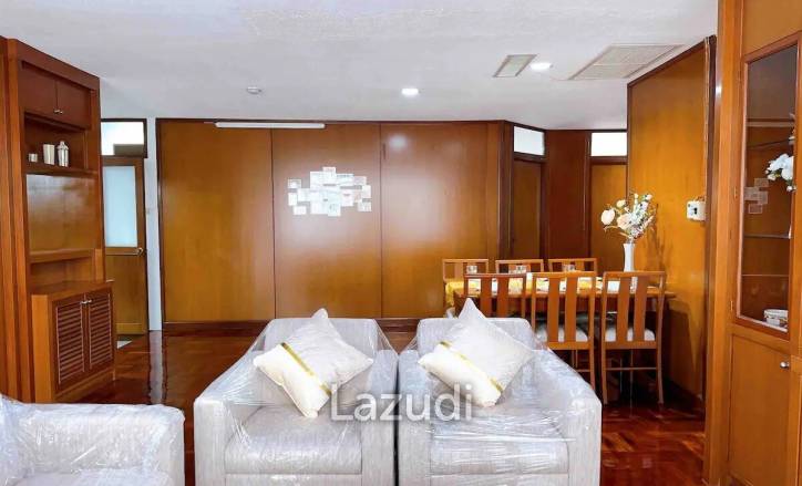 3 Bed 2 Bath 200 SQ.M Homhual Mansion