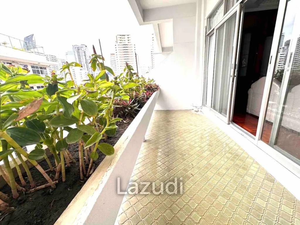 3 Bed 2 Bath 200 SQ.M Homhual Mansion