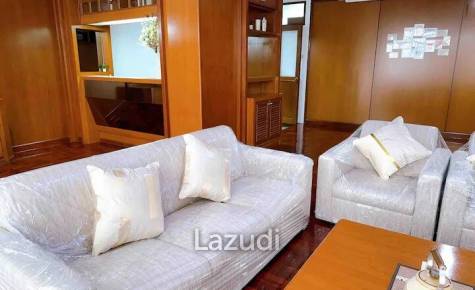 3 Bed 2 Bath 200 SQ.M Homhual Mansion