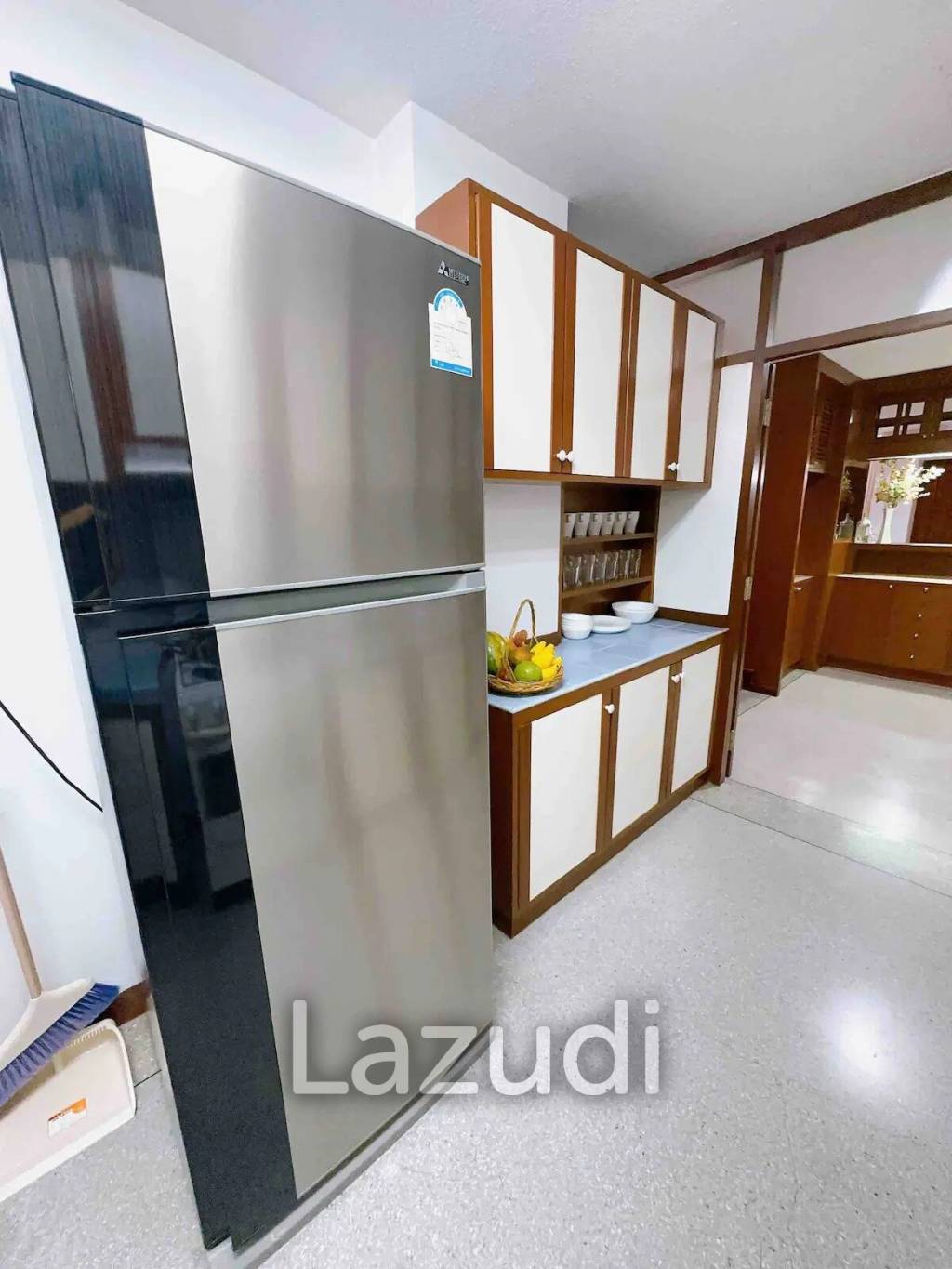 3 Bed 2 Bath 200 SQ.M Homhual Mansion