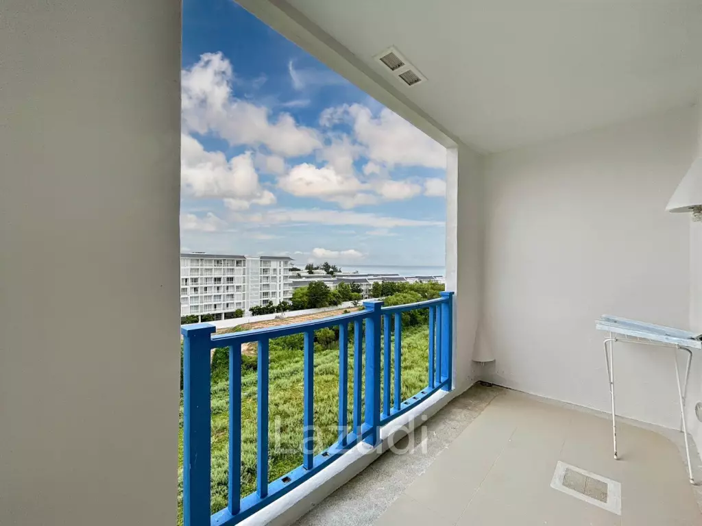 Chelona : 1 Bedroom Condo With Sea View