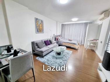 Baan Koo Kiang: Studio Condo with Mountain and Sea View Baan Koo Kiang: Studio Condo with Mountain and Sea View