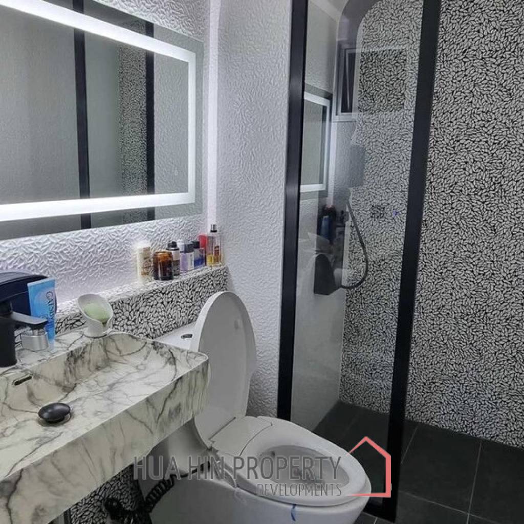Baan Peang Ploen: Studio Condo on 6th Floor with Sea View