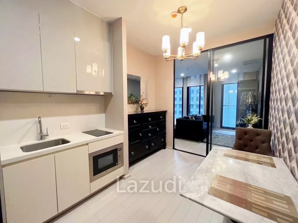 1 Bed 1 Bath 45 SQ.M Noble Ploenchit