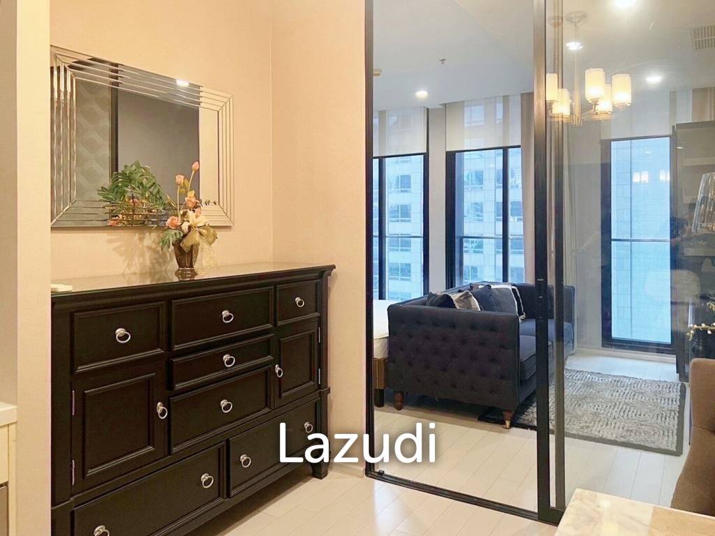 1 Bed 1 Bath 45 SQ.M Noble Ploenchit