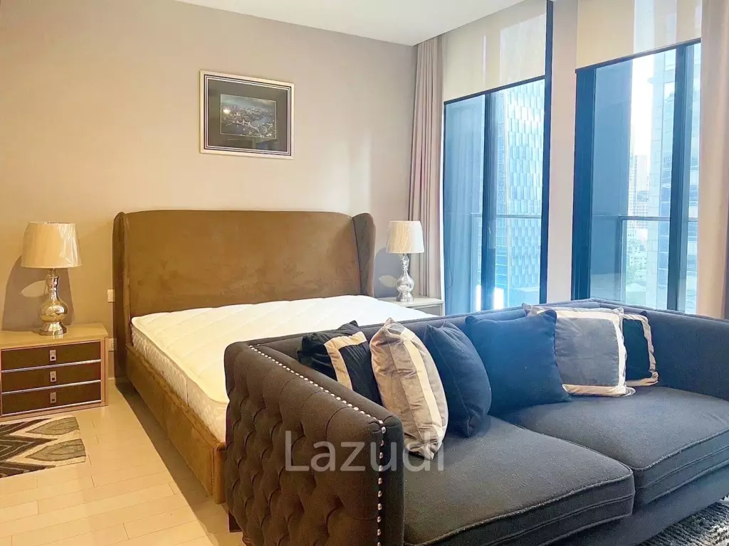 1 Bed 1 Bath 45 SQ.M Noble Ploenchit