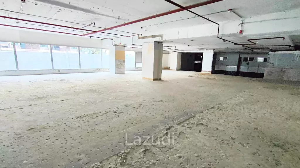 Retail space for rent in Sathorn