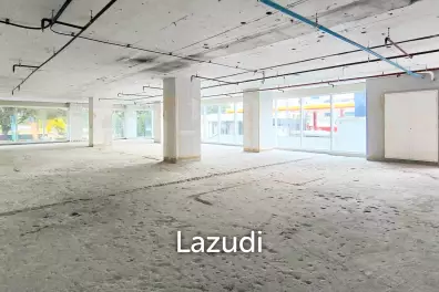 Retail space for rent in Sathorn