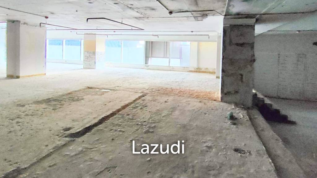 Retail space for rent in Sathorn