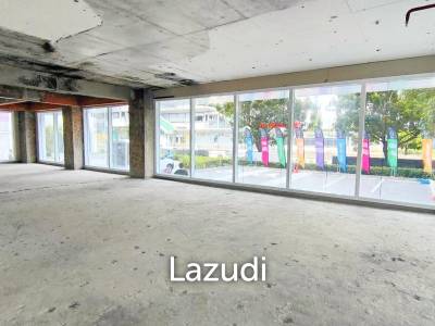 Retail space for rent in Sathorn