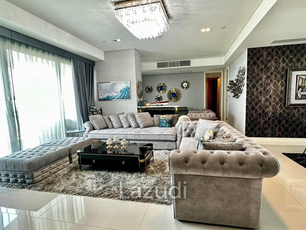 3 Beds 4 Baths 214 SQ.M Reflection Jomtien