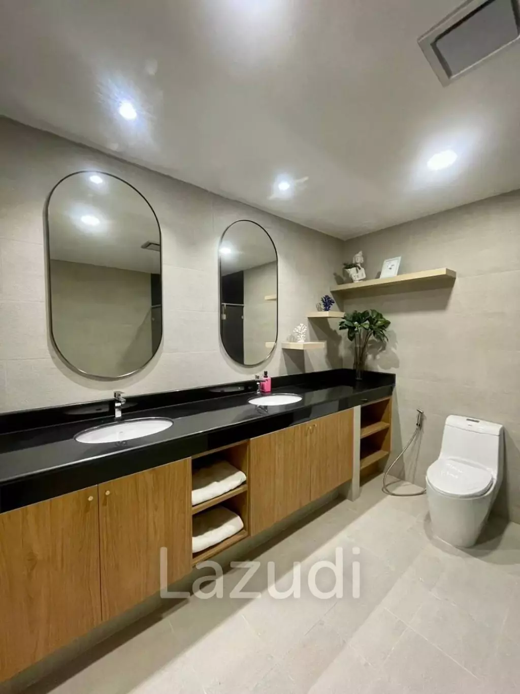 1 Bed 2 Bath 116.79 SQ.M Gardenia Pattaya