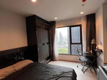 1 Bed 1 Bath 28 SQ.M LIFE Asoke - Rama 9