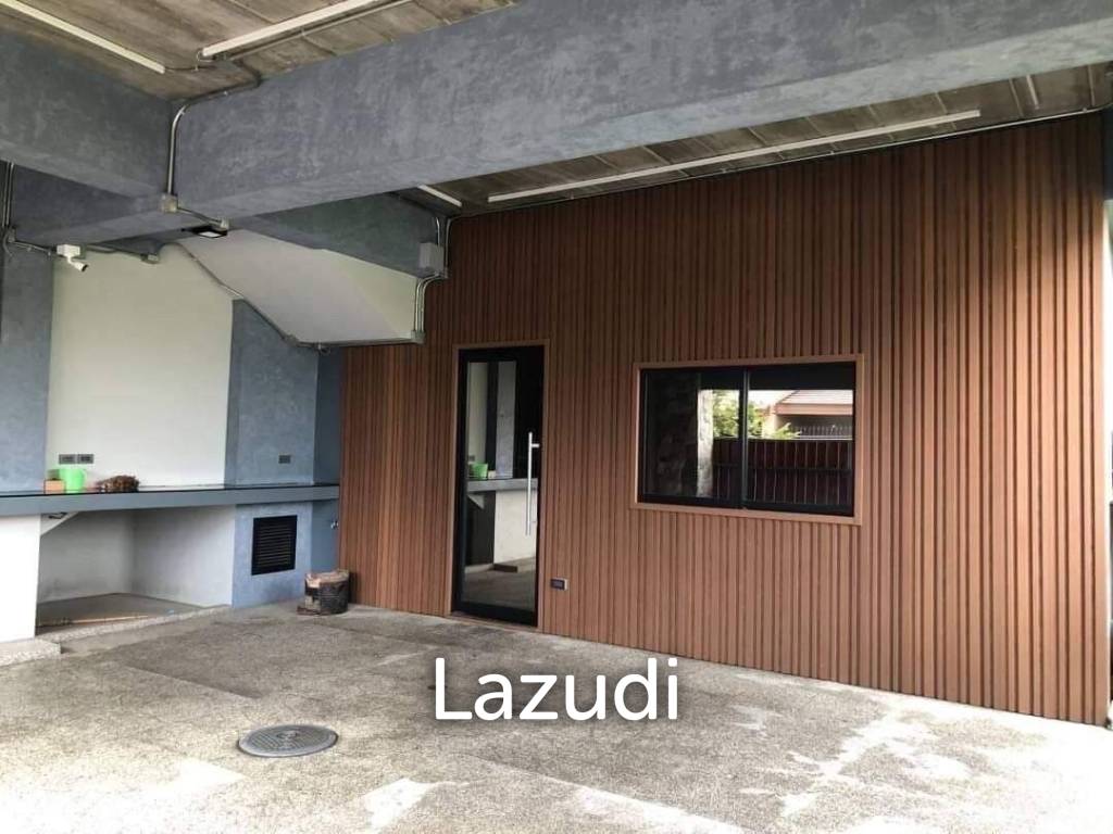 3 Beds 3 Baths 254 SQ.M Commercial Building