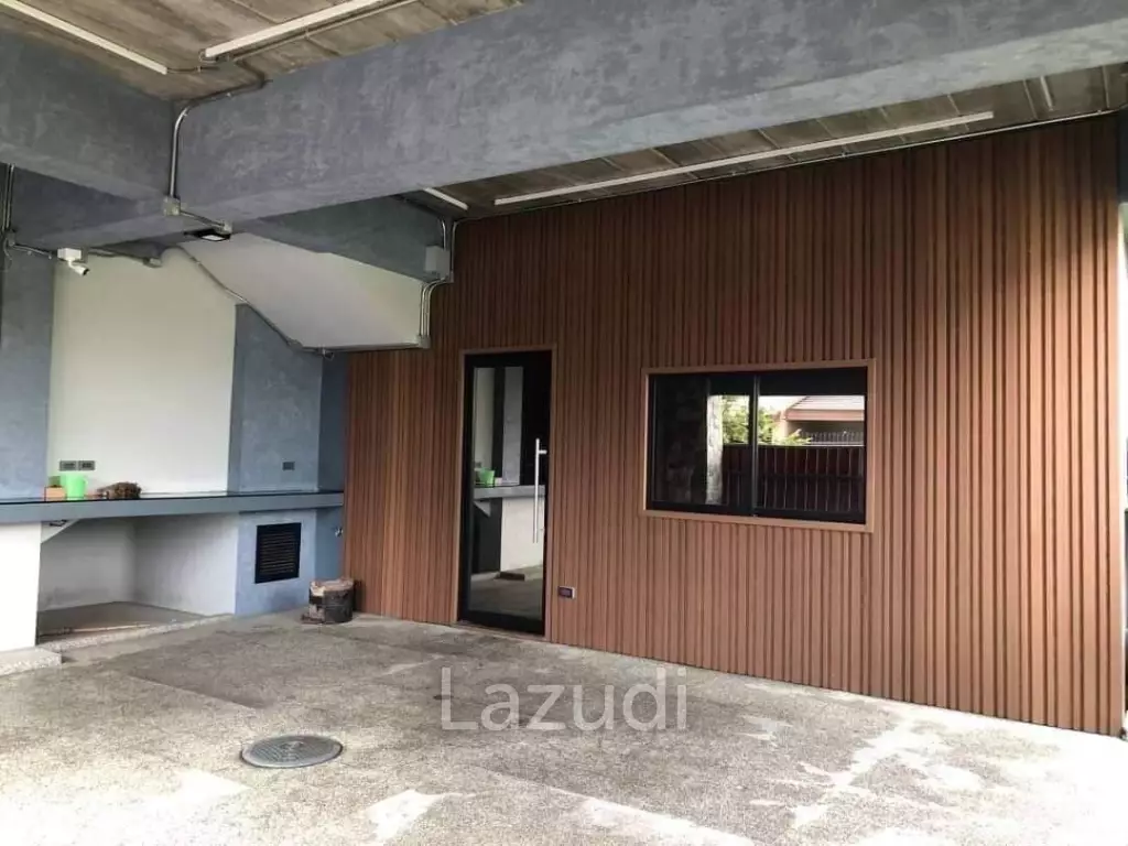 3 Beds 3 Baths 254 SQ.M Commercial Building