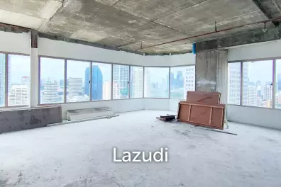 Office for rent in Asoke