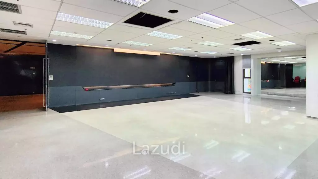 Office space for rent in Sathorn