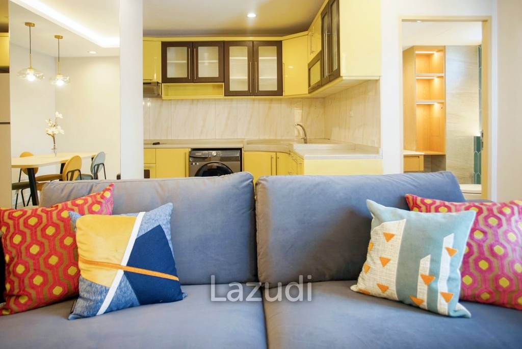 1 Bedroom 2 Bathroom 77 SQ.M Phasuk Place