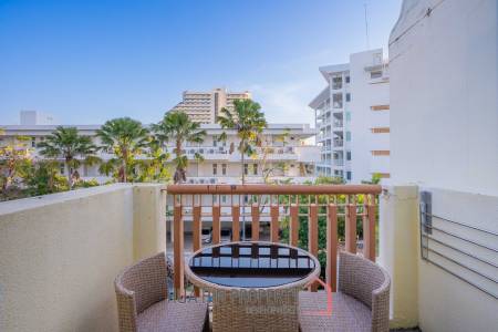 Mykonos : 3 Bed Modern Mediterranean Style Condo