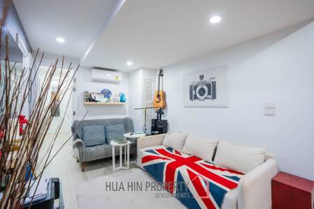 Mykonos : 3 Bed Modern Mediterranean Style Condo
