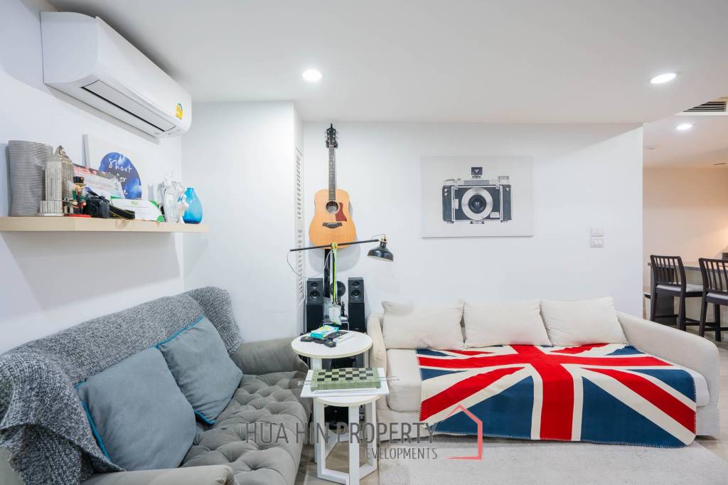 Mykonos : 3 Bed Modern Mediterranean Style Condo
