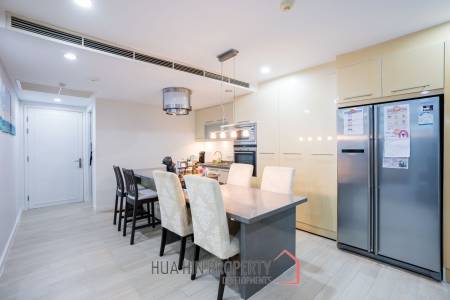 Mykonos : 3 Bed Modern Mediterranean Style Condo