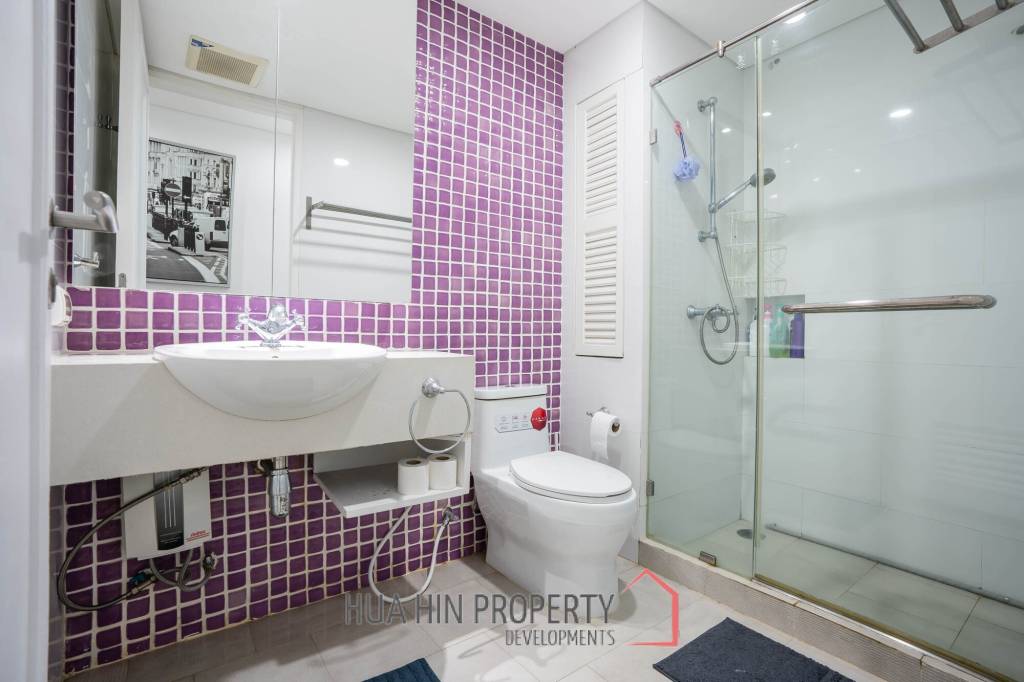 Mykonos : 3 Bed Modern Mediterranean Style Condo