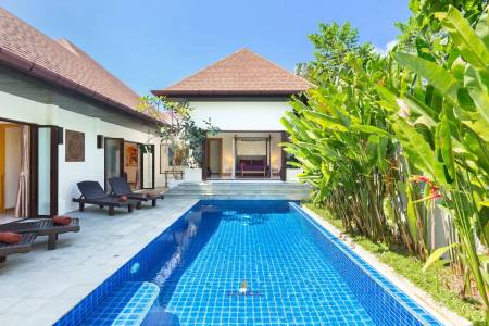 3 Bedrooms Freehold Villa | Naiharn Rawai